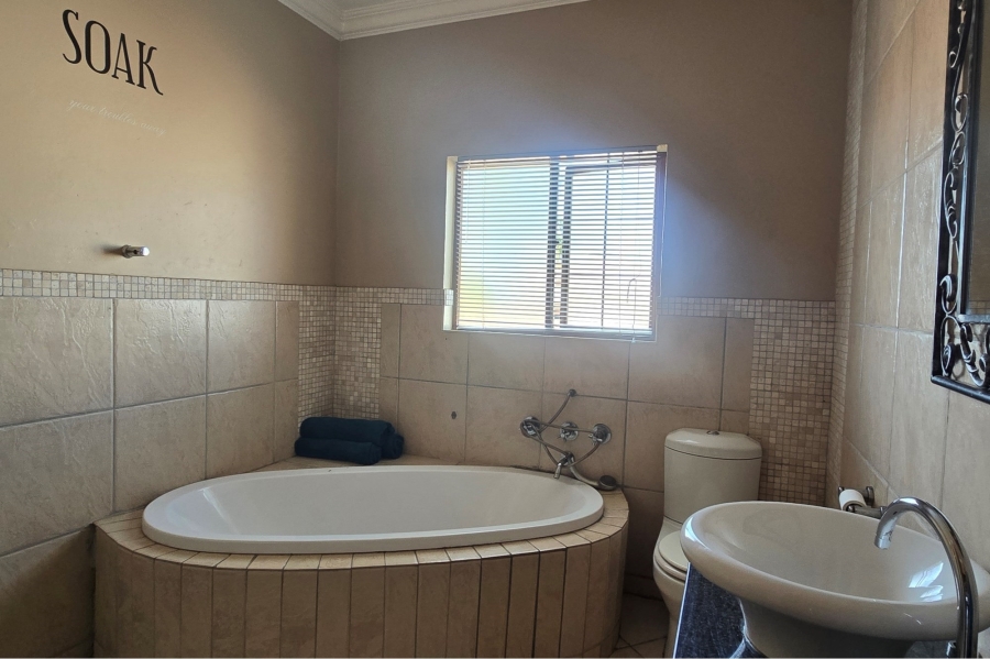 3 Bedroom Property for Sale in Aerorand Mpumalanga