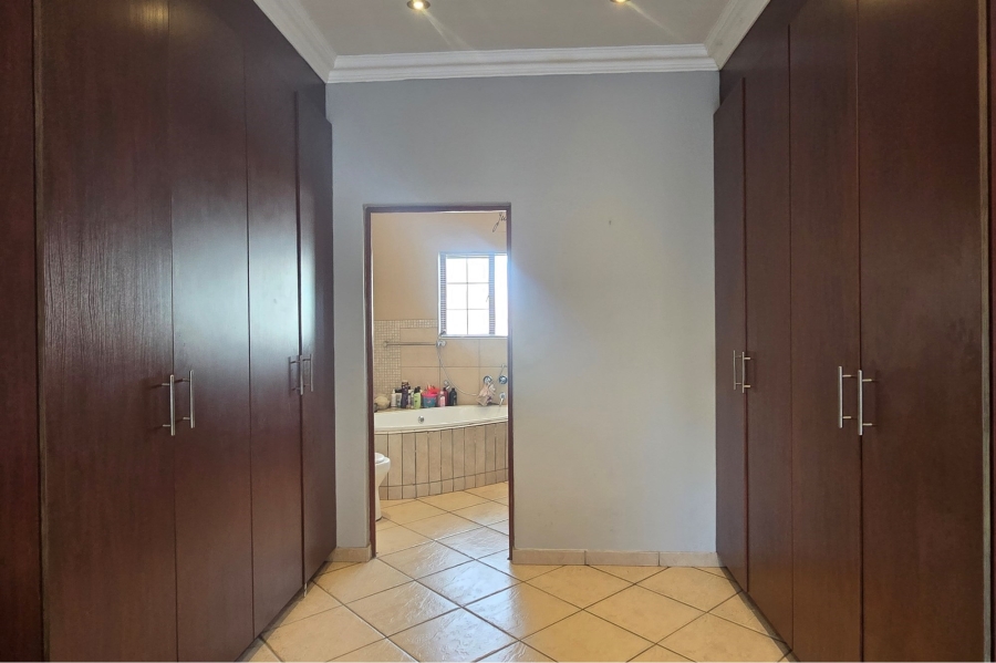 3 Bedroom Property for Sale in Aerorand Mpumalanga