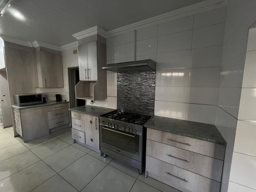 To Let 4 Bedroom Property for Rent in Witbank Ext 25 Mpumalanga