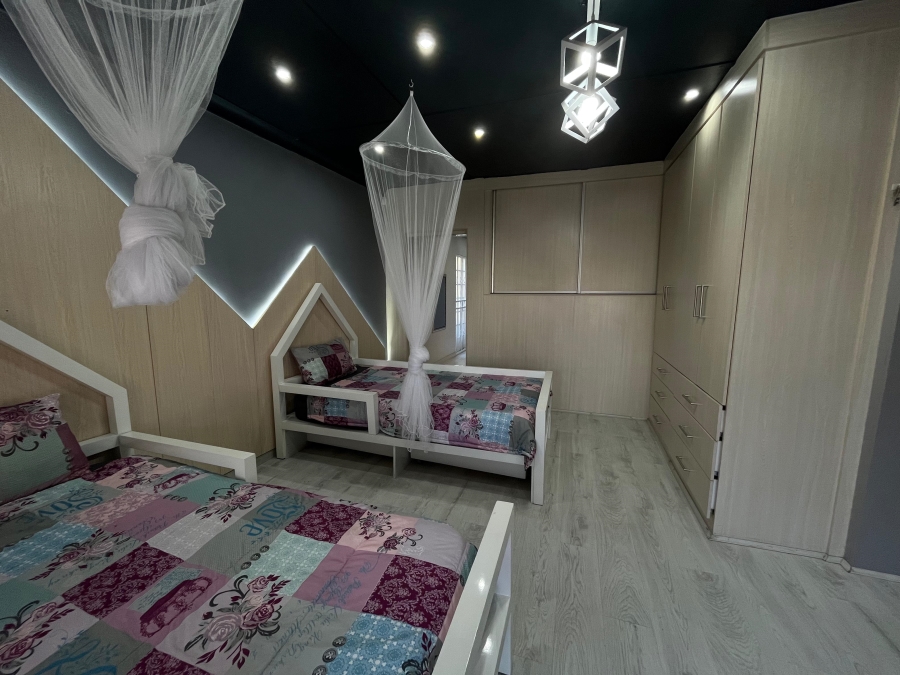To Let 4 Bedroom Property for Rent in Witbank Ext 25 Mpumalanga