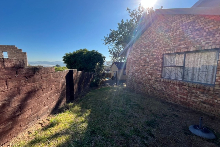 To Let 4 Bedroom Property for Rent in Nelsville Mpumalanga
