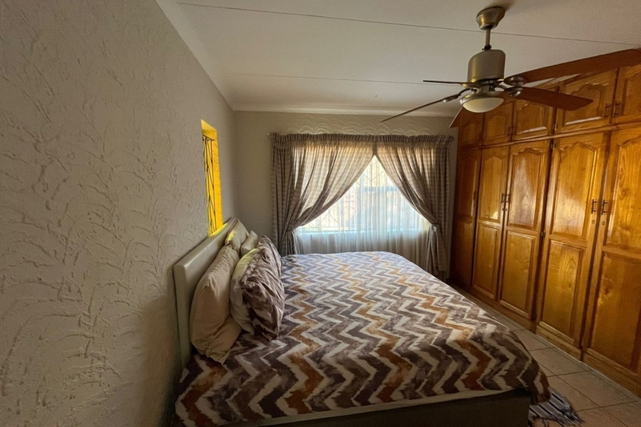 To Let 4 Bedroom Property for Rent in Nelsville Mpumalanga