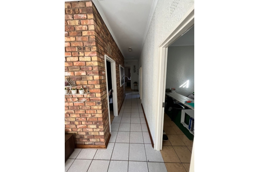 To Let 4 Bedroom Property for Rent in Nelsville Mpumalanga
