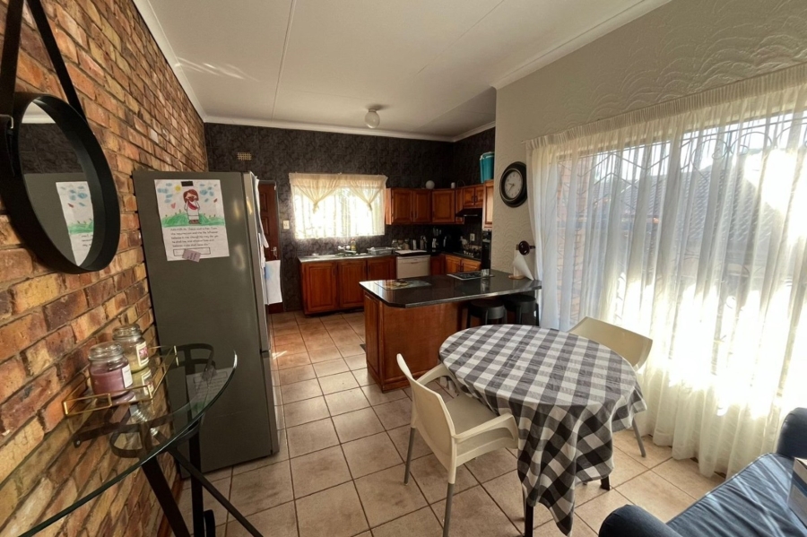 To Let 4 Bedroom Property for Rent in Nelsville Mpumalanga