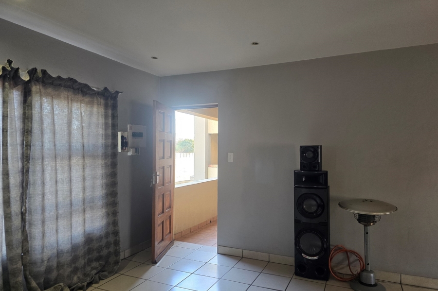 2 Bedroom Property for Sale in Reyno Ridge Mpumalanga