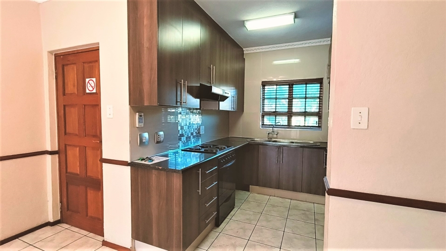 To Let 2 Bedroom Property for Rent in Riverside Park Mpumalanga