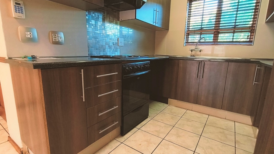 To Let 2 Bedroom Property for Rent in Riverside Park Mpumalanga