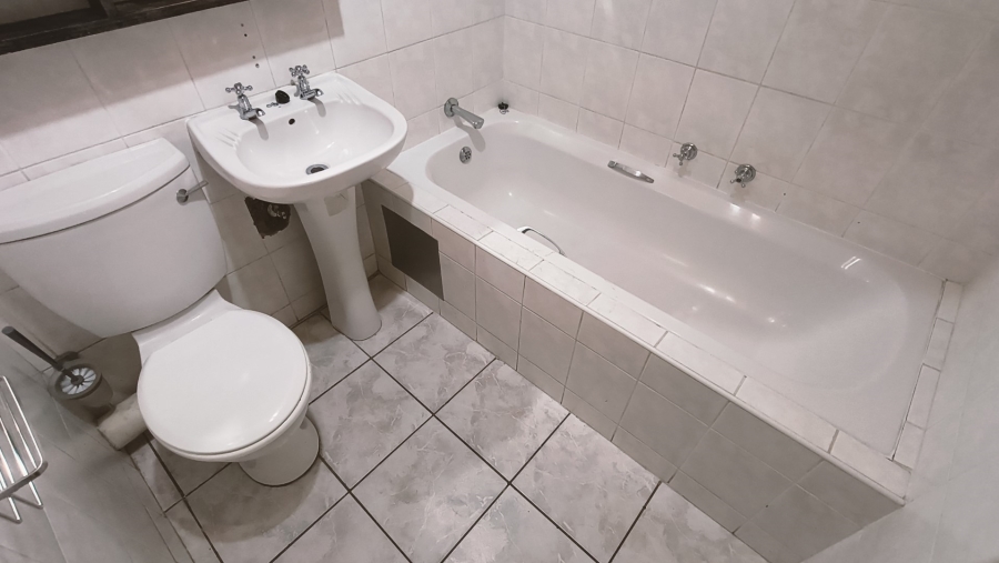 To Let 2 Bedroom Property for Rent in Riverside Park Mpumalanga
