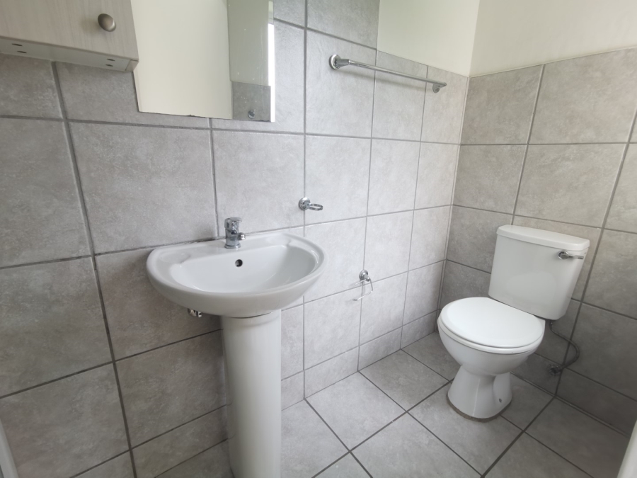 To Let 2 Bedroom Property for Rent in Nelspruit Ext 30 Mpumalanga