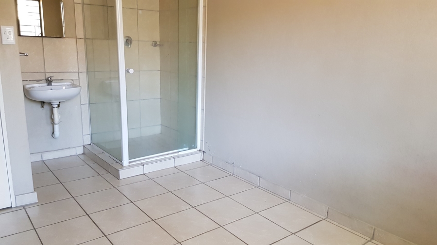 To Let 1 Bedroom Property for Rent in Nelspruit Ext 29 Mpumalanga