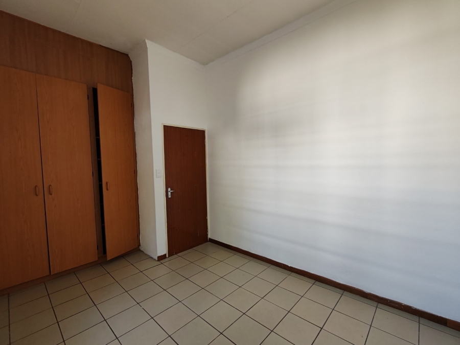 To Let 3 Bedroom Property for Rent in Sonheuwel Mpumalanga