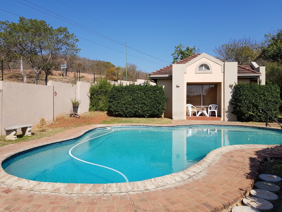 To Let 2 Bedroom Property for Rent in Sonheuwel Mpumalanga