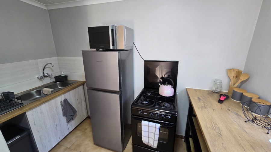 To Let 1 Bedroom Property for Rent in White River Ext 1 Mpumalanga