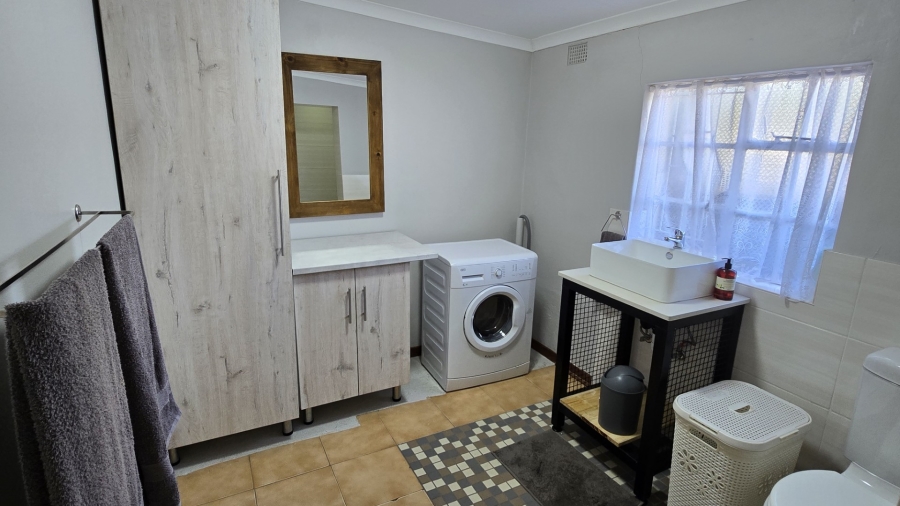 To Let 1 Bedroom Property for Rent in White River Ext 1 Mpumalanga