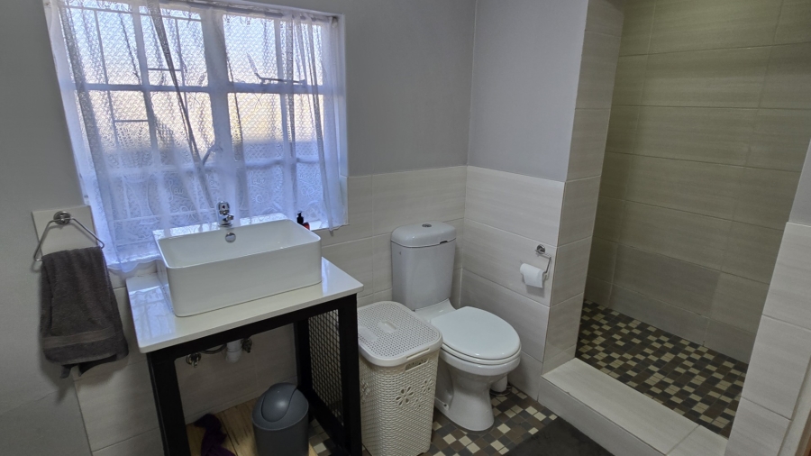 To Let 1 Bedroom Property for Rent in White River Ext 1 Mpumalanga