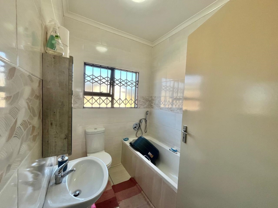 3 Bedroom Property for Sale in Kamagugu Mpumalanga