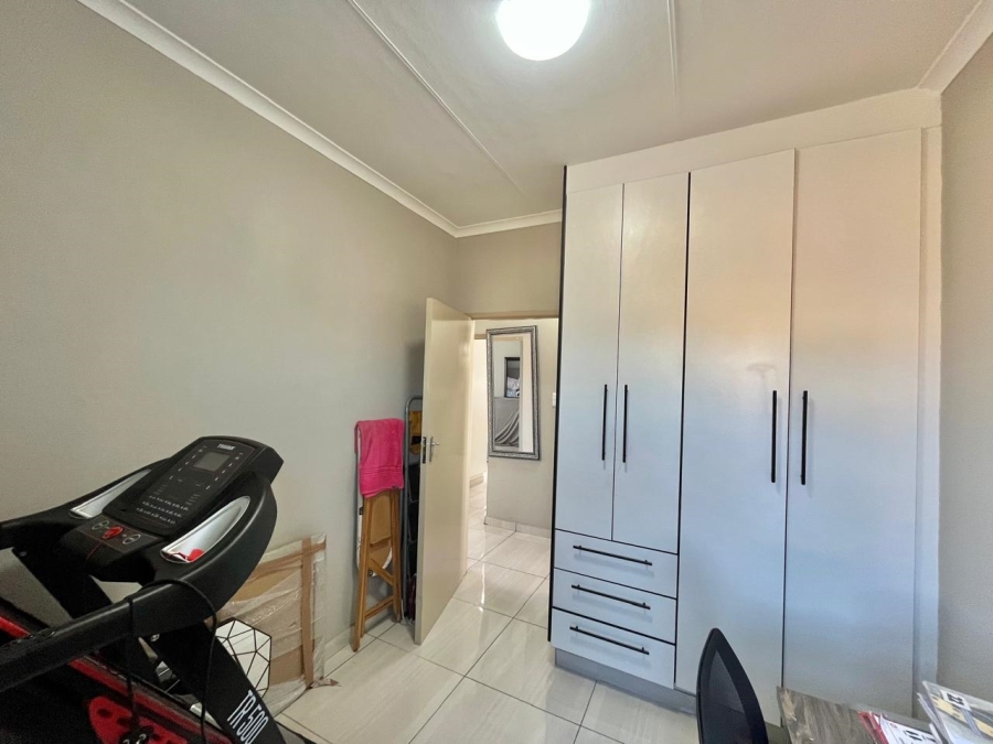 3 Bedroom Property for Sale in Kamagugu Mpumalanga