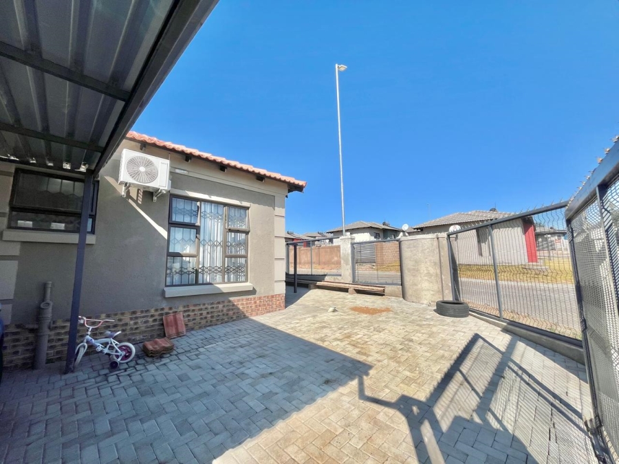 3 Bedroom Property for Sale in Kamagugu Mpumalanga