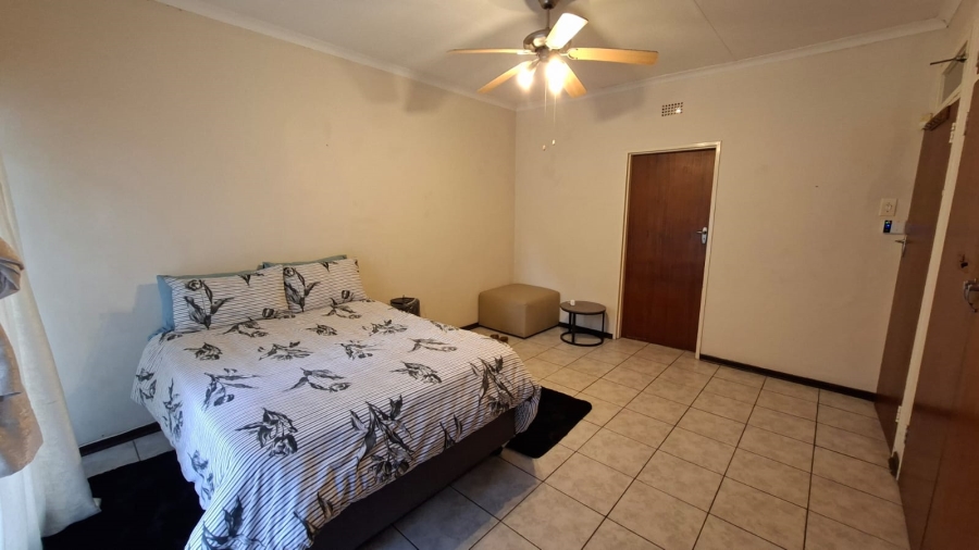To Let 3 Bedroom Property for Rent in West Acres Mpumalanga