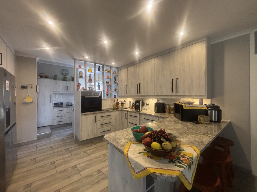 3 Bedroom Property for Sale in Reyno Ridge Mpumalanga