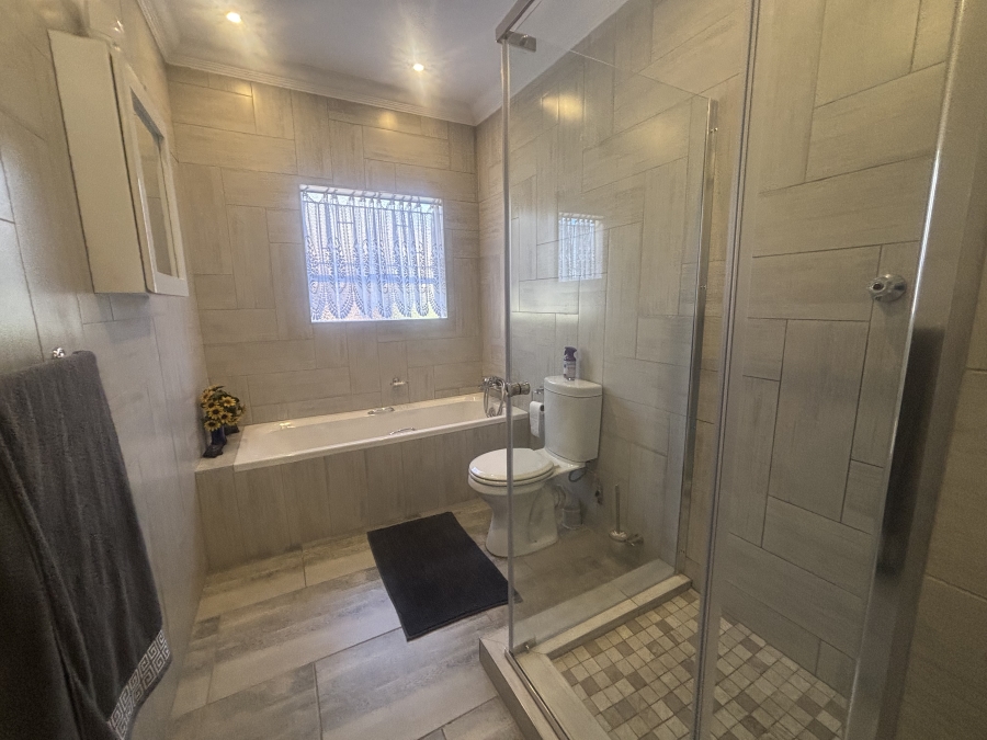 3 Bedroom Property for Sale in Reyno Ridge Mpumalanga