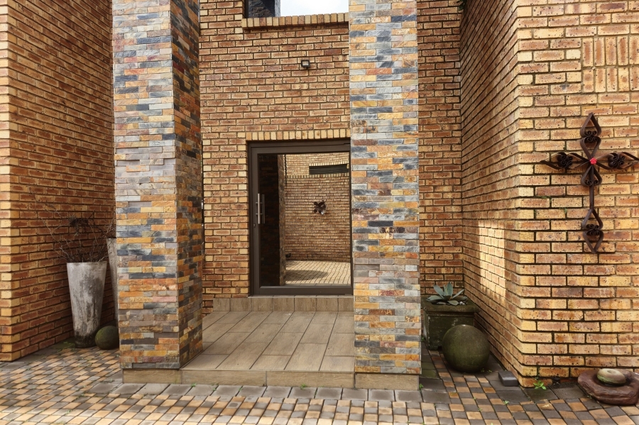 4 Bedroom Property for Sale in Aerorand South Mpumalanga