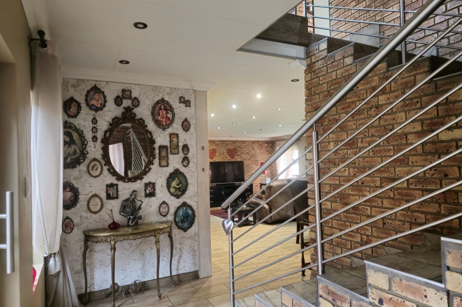 4 Bedroom Property for Sale in Aerorand South Mpumalanga