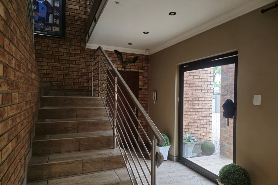 4 Bedroom Property for Sale in Aerorand South Mpumalanga
