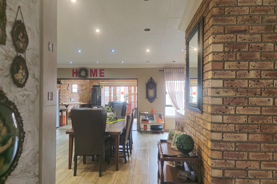 4 Bedroom Property for Sale in Aerorand South Mpumalanga