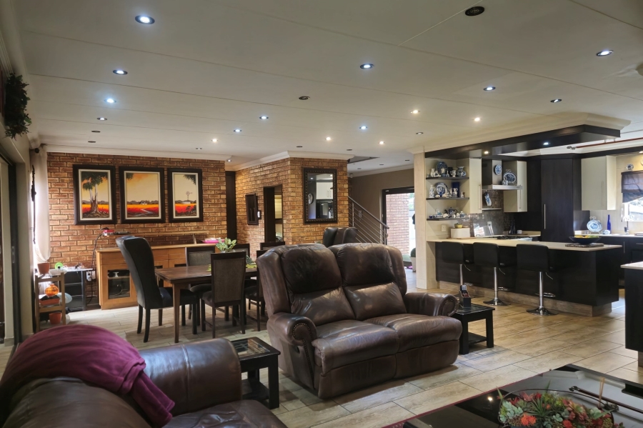 4 Bedroom Property for Sale in Aerorand South Mpumalanga