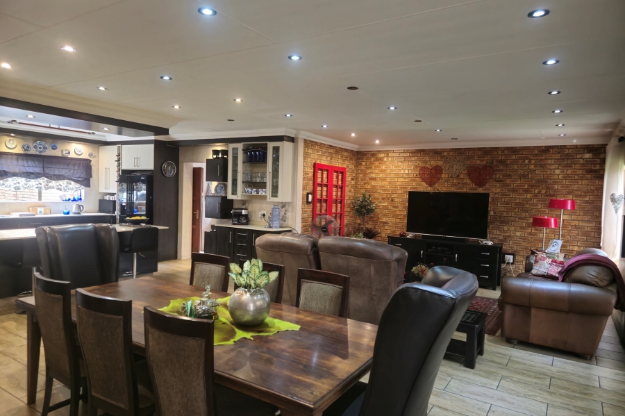 4 Bedroom Property for Sale in Aerorand South Mpumalanga