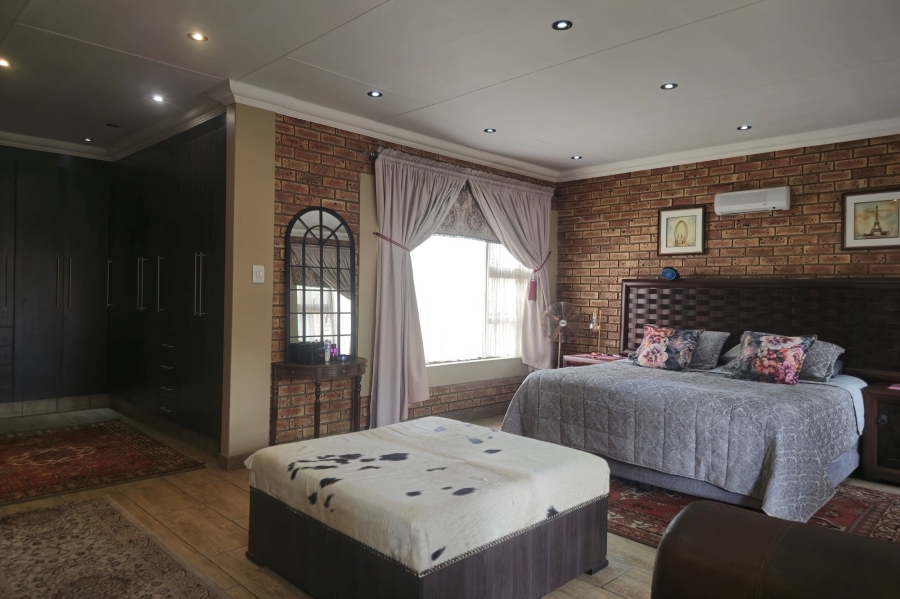 4 Bedroom Property for Sale in Aerorand South Mpumalanga