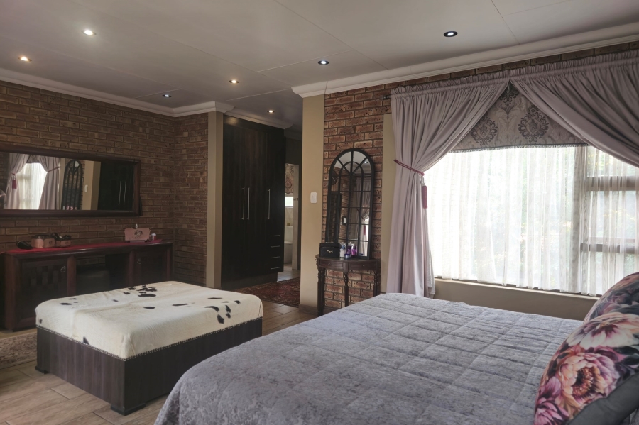 4 Bedroom Property for Sale in Aerorand South Mpumalanga