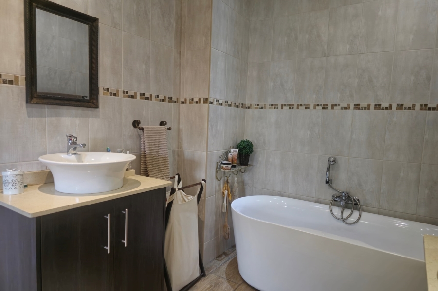 4 Bedroom Property for Sale in Aerorand South Mpumalanga