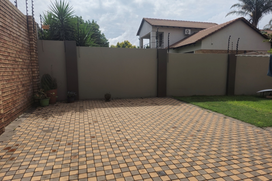 4 Bedroom Property for Sale in Aerorand South Mpumalanga