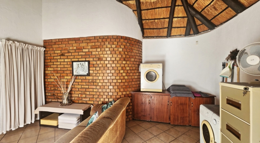 2 Bedroom Property for Sale in Marloth Park Mpumalanga