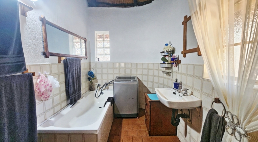 2 Bedroom Property for Sale in Marloth Park Mpumalanga