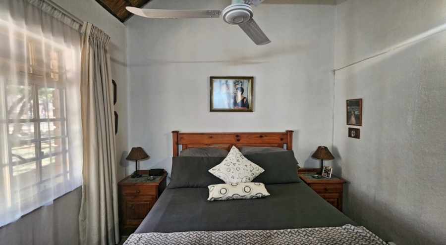 2 Bedroom Property for Sale in Marloth Park Mpumalanga