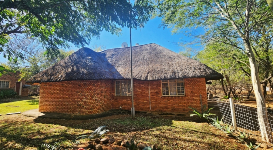 2 Bedroom Property for Sale in Marloth Park Mpumalanga