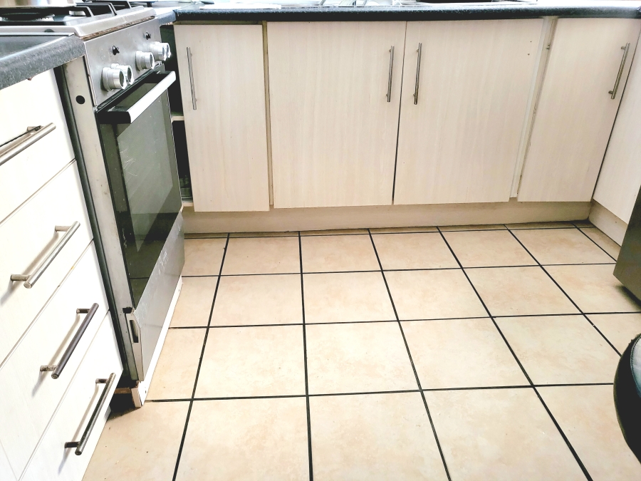 2 Bedroom Property for Sale in Komatipoort Mpumalanga