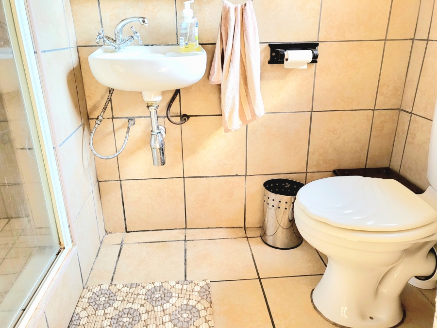 2 Bedroom Property for Sale in Komatipoort Mpumalanga
