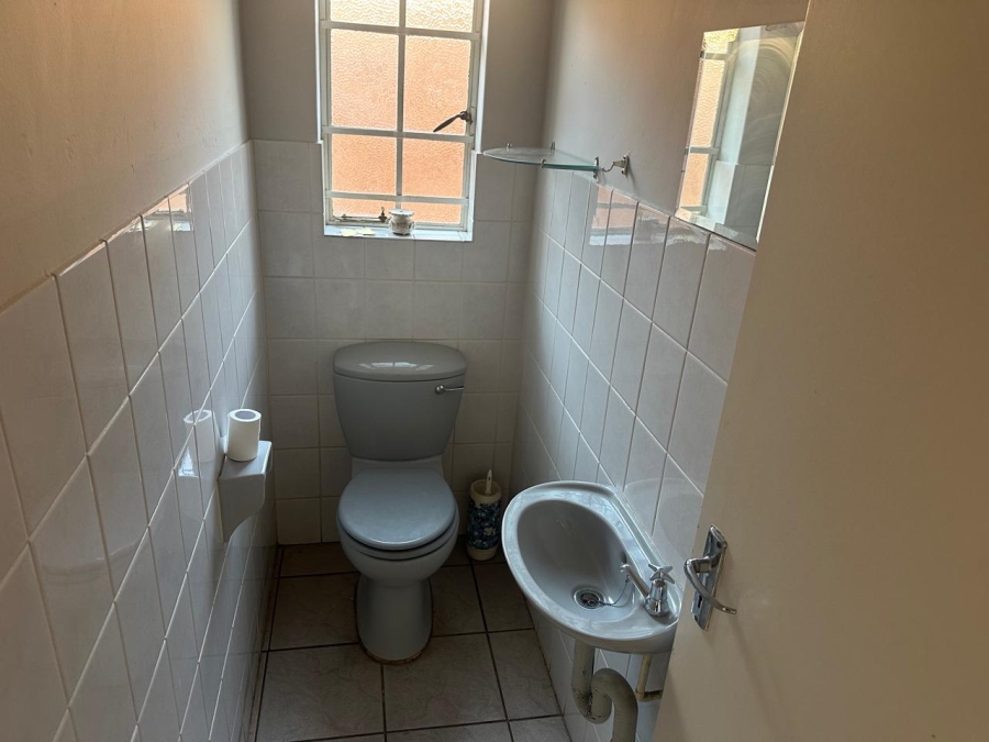 2 Bedroom Property for Sale in West Acres Mpumalanga