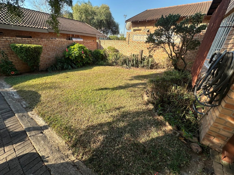 2 Bedroom Property for Sale in West Acres Mpumalanga