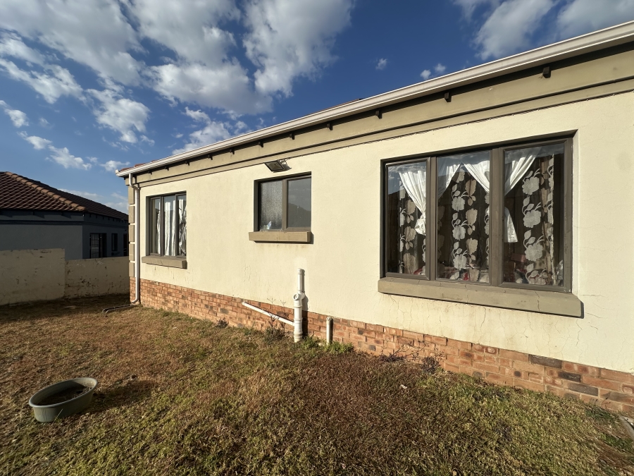 3 Bedroom Property for Sale in Jackaroo Park Mpumalanga