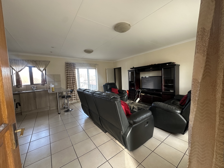 3 Bedroom Property for Sale in Jackaroo Park Mpumalanga