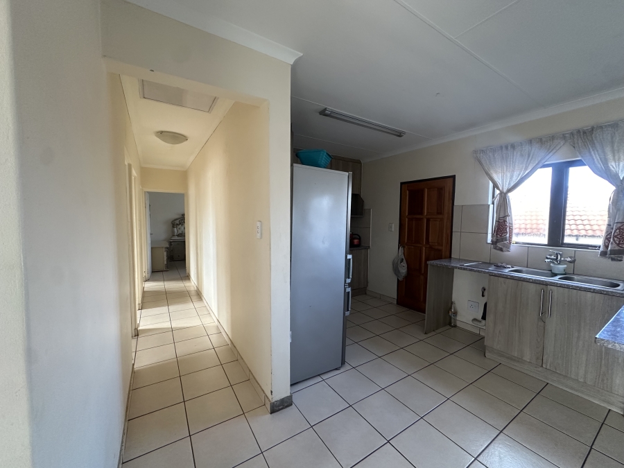 3 Bedroom Property for Sale in Jackaroo Park Mpumalanga