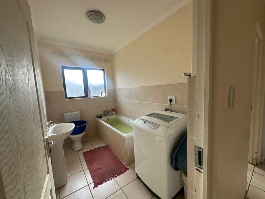 3 Bedroom Property for Sale in Jackaroo Park Mpumalanga