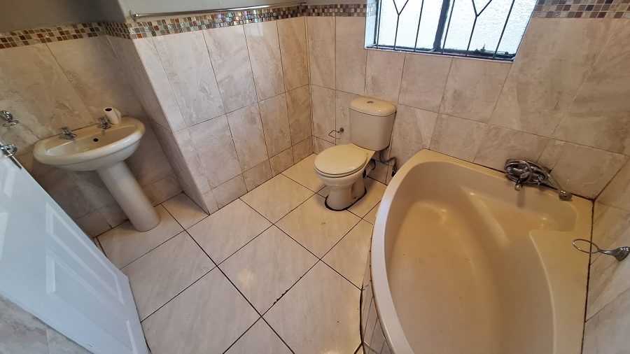 To Let 3 Bedroom Property for Rent in Reyno Ridge Mpumalanga
