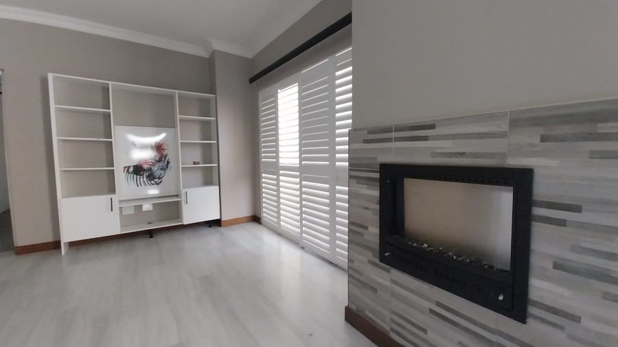 To Let 3 Bedroom Property for Rent in Terra Nova Mpumalanga