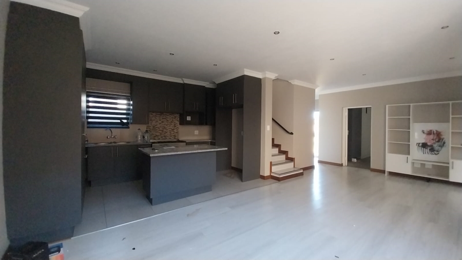 To Let 3 Bedroom Property for Rent in Terra Nova Mpumalanga